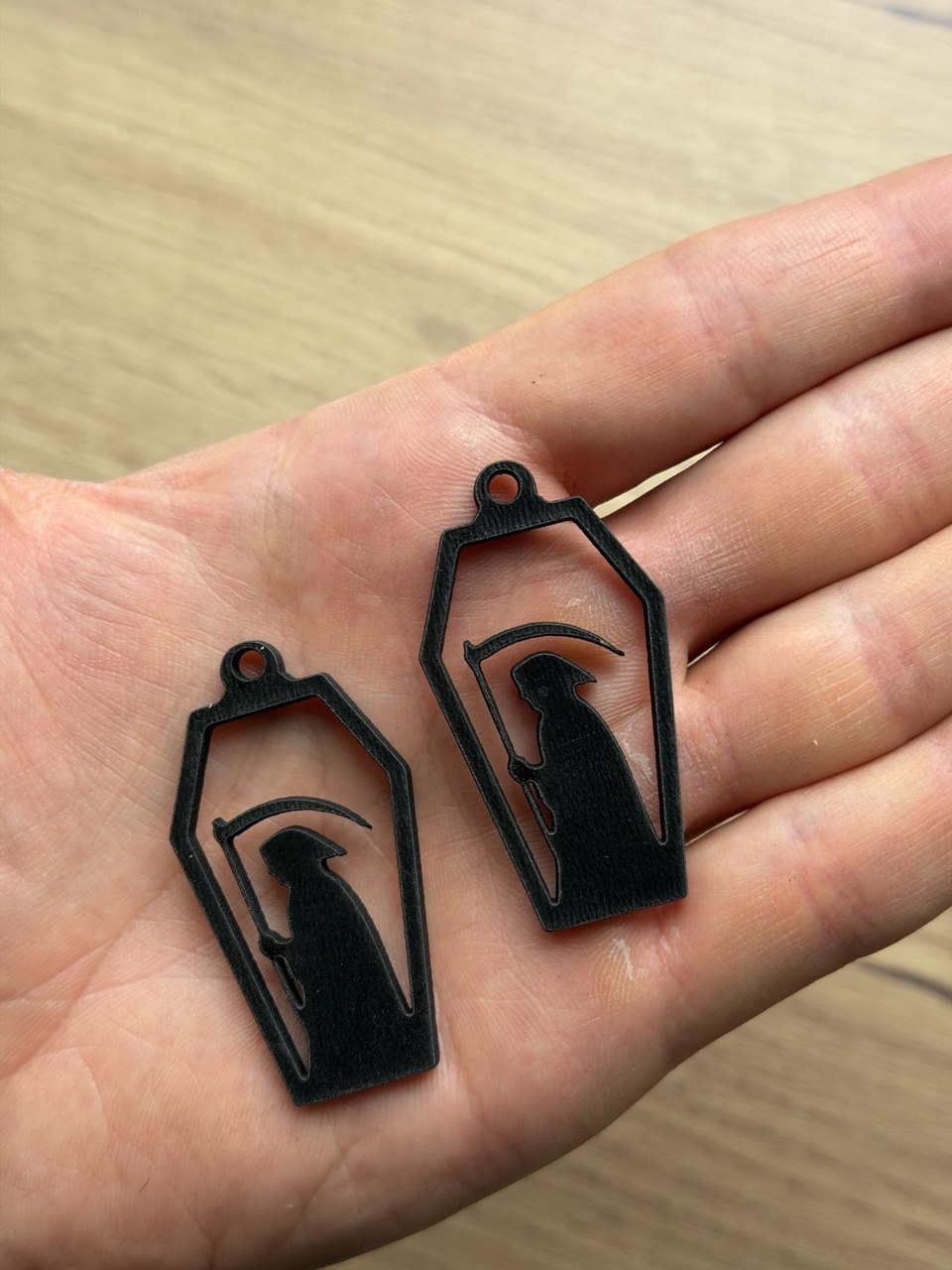 Сережки «Тінь з косою»